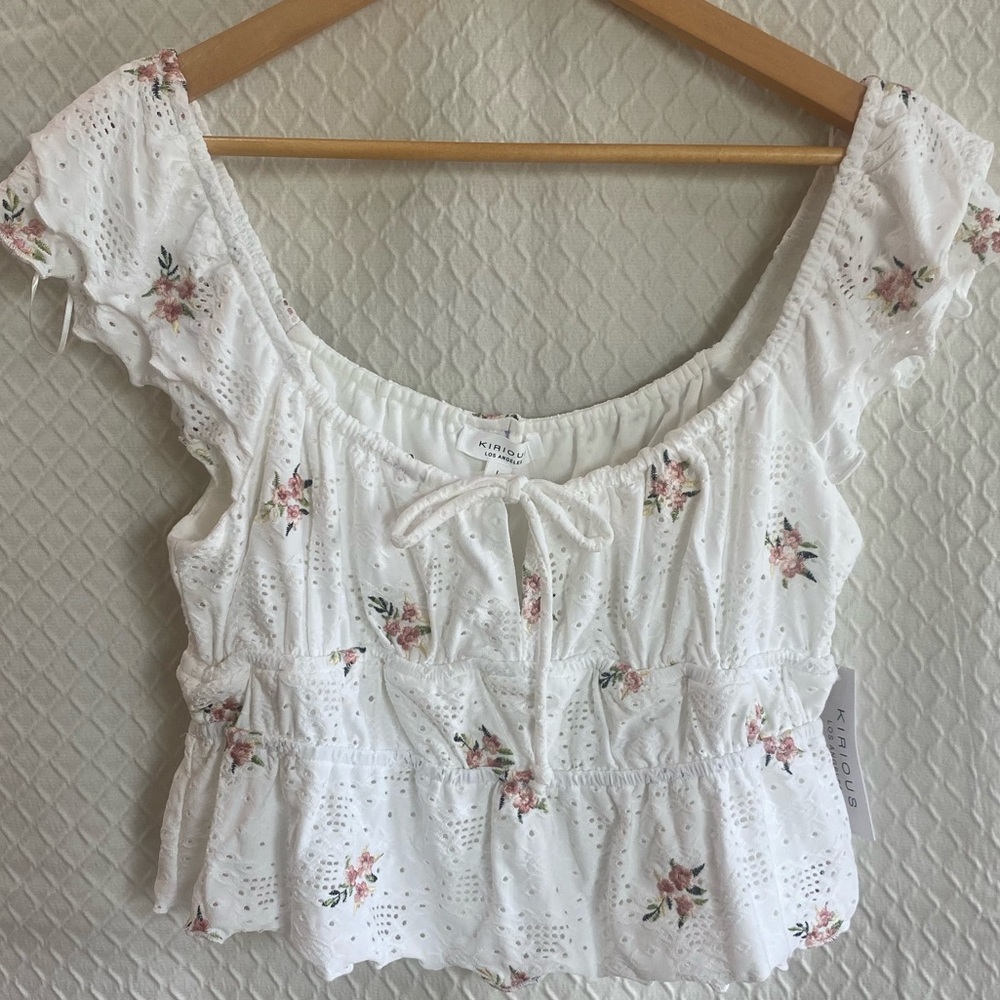 White Floral Eyelet Crop Top with Embroidered Detailing. Stretchy. Large. New!
